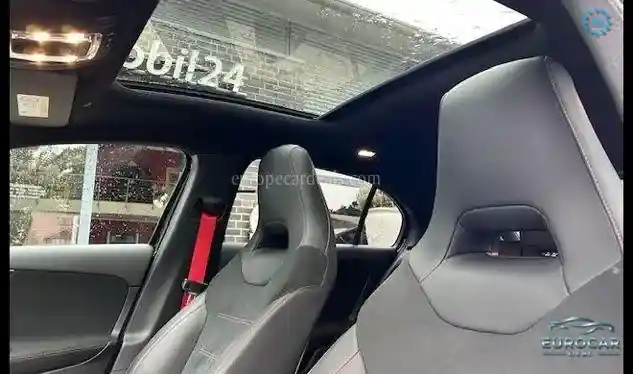 Mercedes-Benz A 45 AMG