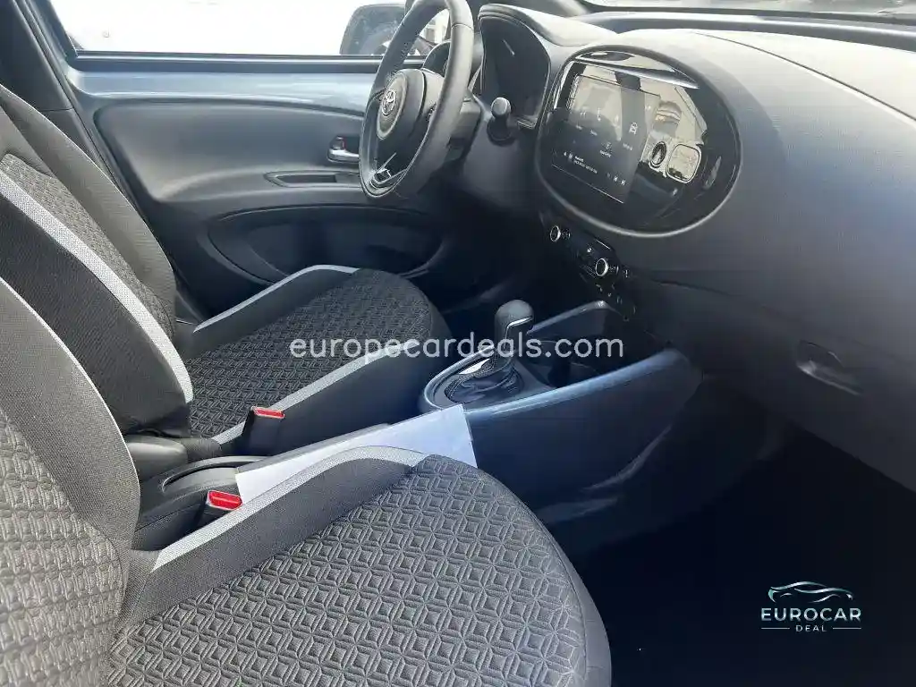 Toyota Aygo (X)