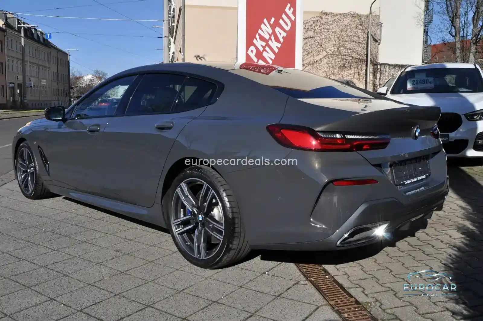 BMW 840