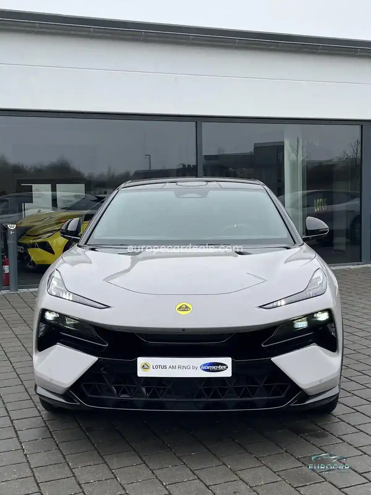 Lotus Eletre