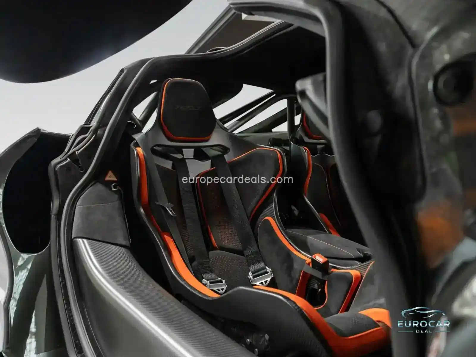 McLaren 765LT