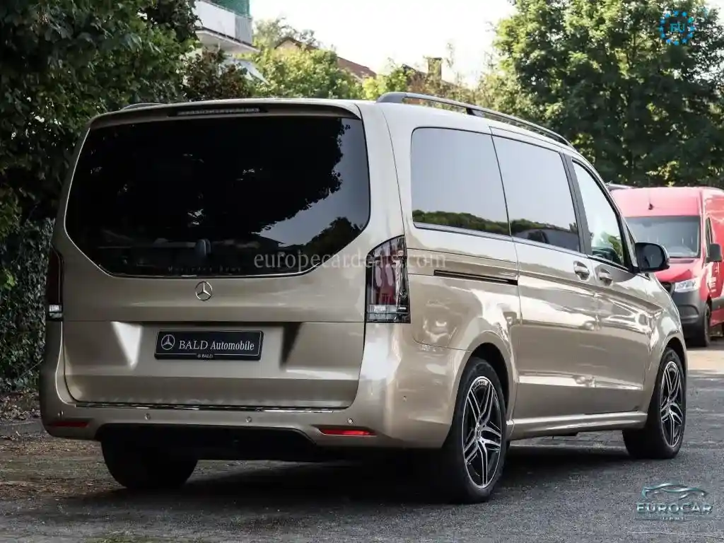 Mercedes-Benz V 250