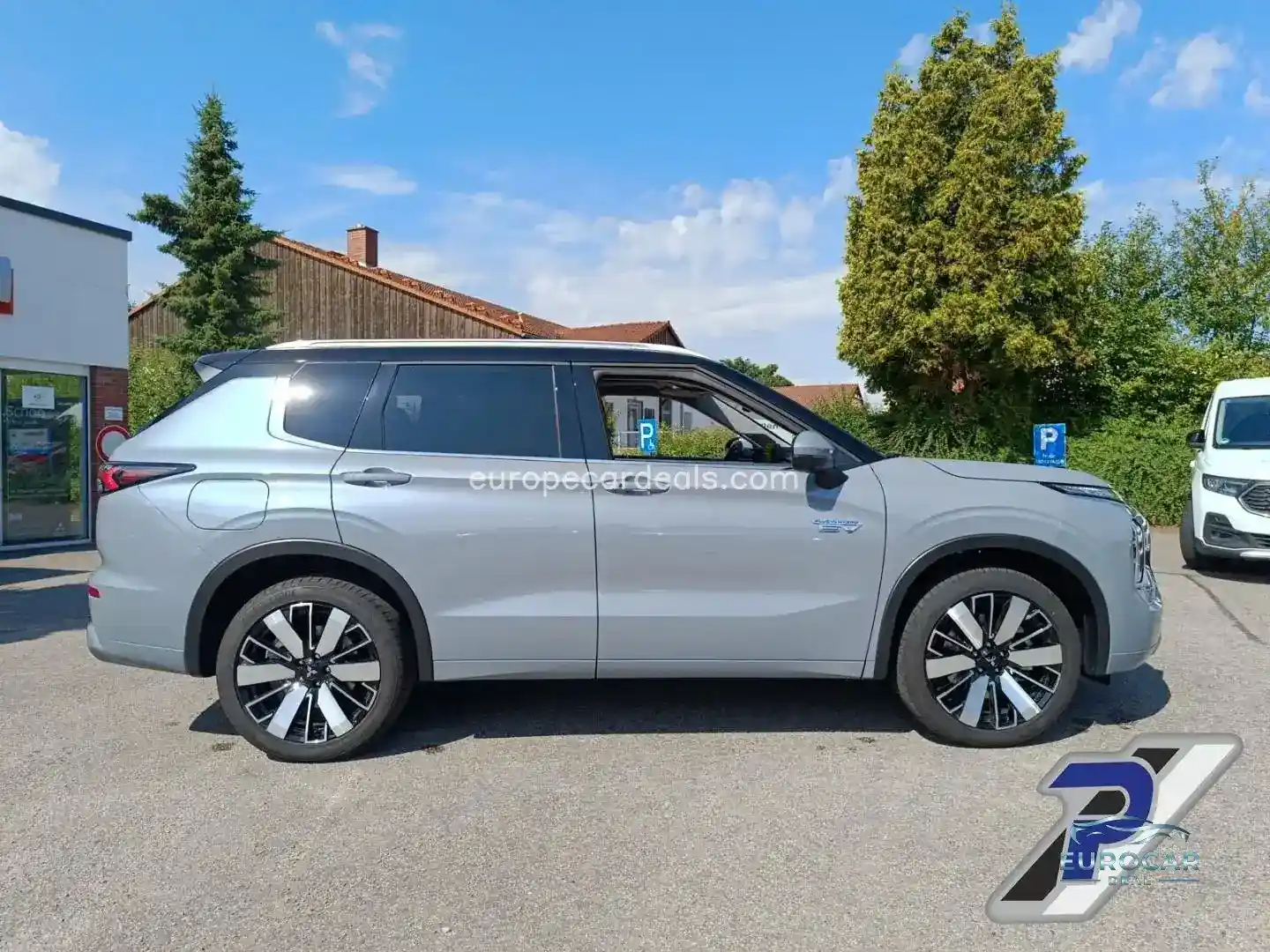 Mitsubishi Plug-in Hybrid Outlander