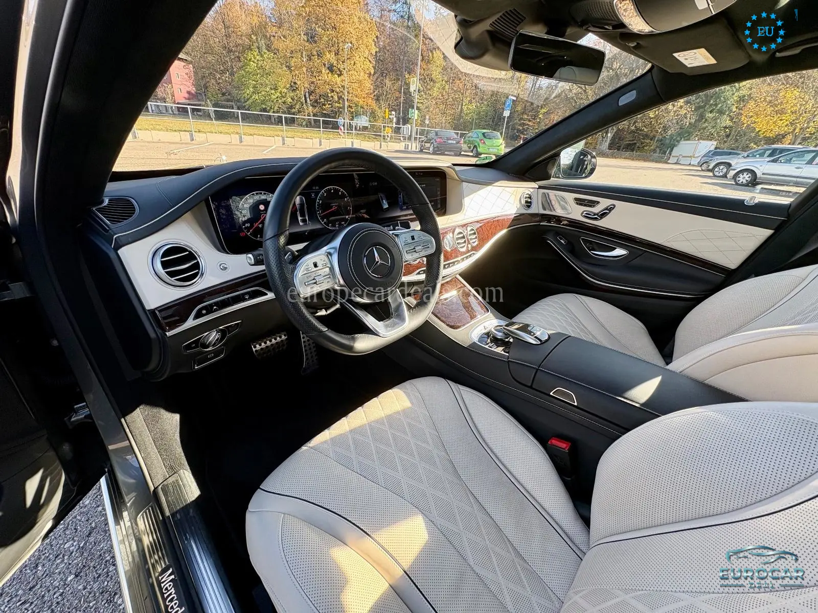 Mercedes-Benz S 560