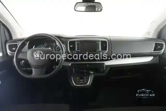 Toyota Proace (Verso)
