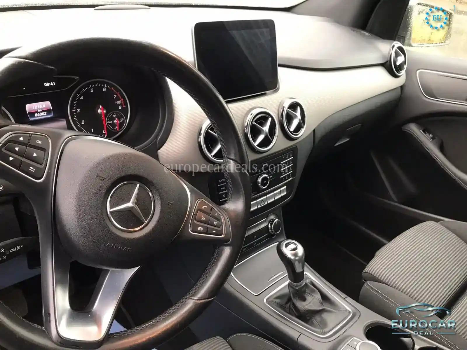 Mercedes-Benz B 180