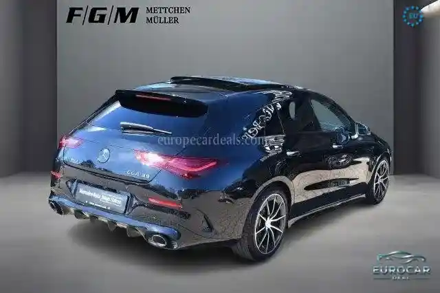 Mercedes-Benz CLA 35 AMG Shooting Brake