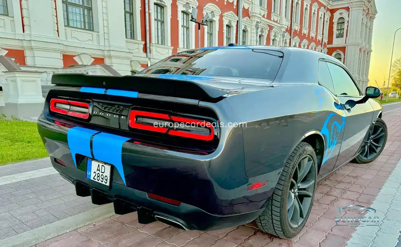 Dodge Challenger