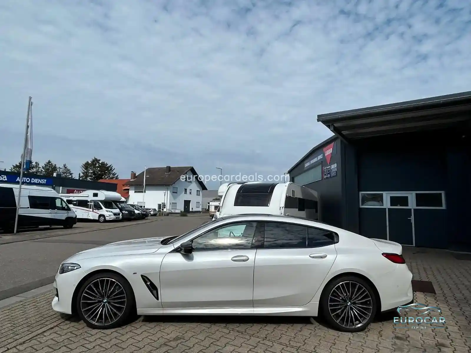 BMW 840