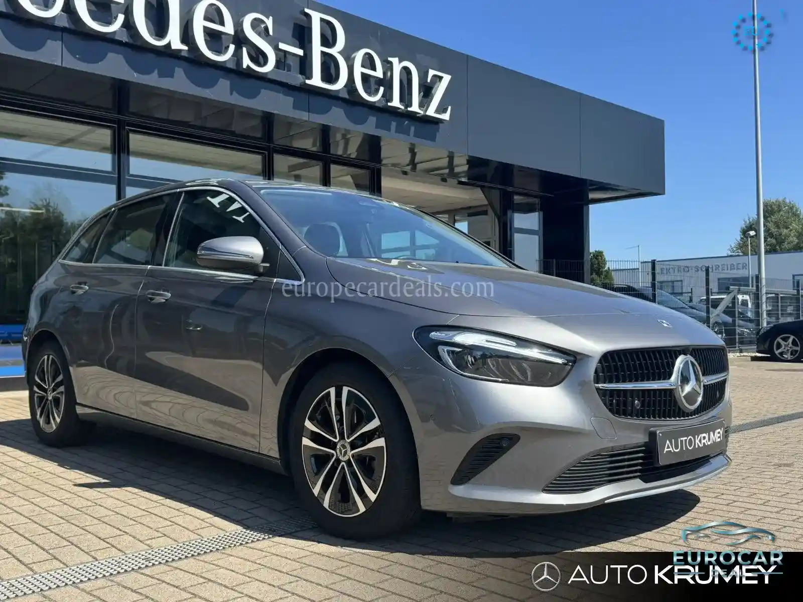 Mercedes-Benz B 180
