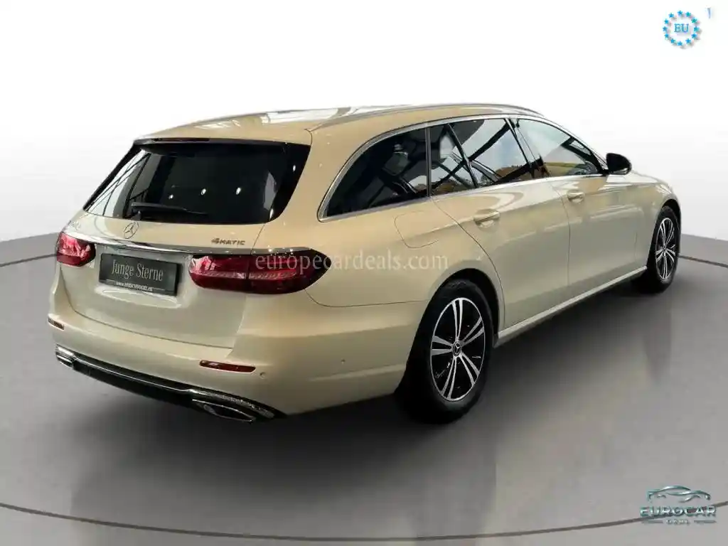 Mercedes-Benz E 220
