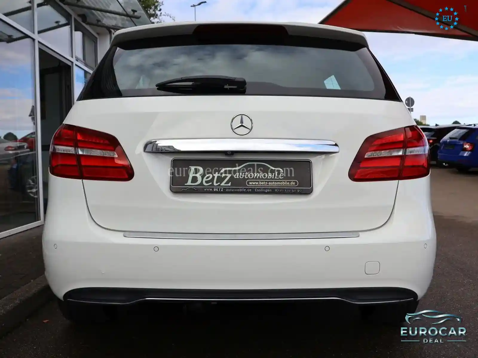 Mercedes-Benz B 180