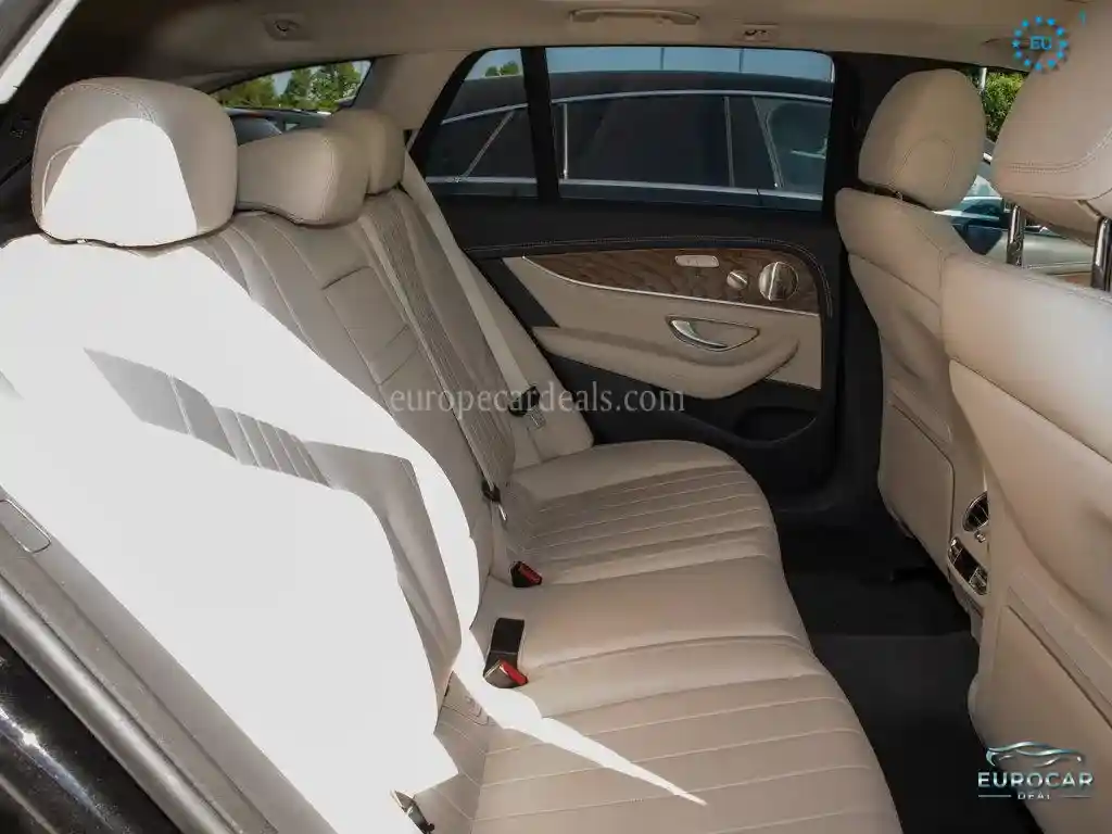 Mercedes-Benz E 400