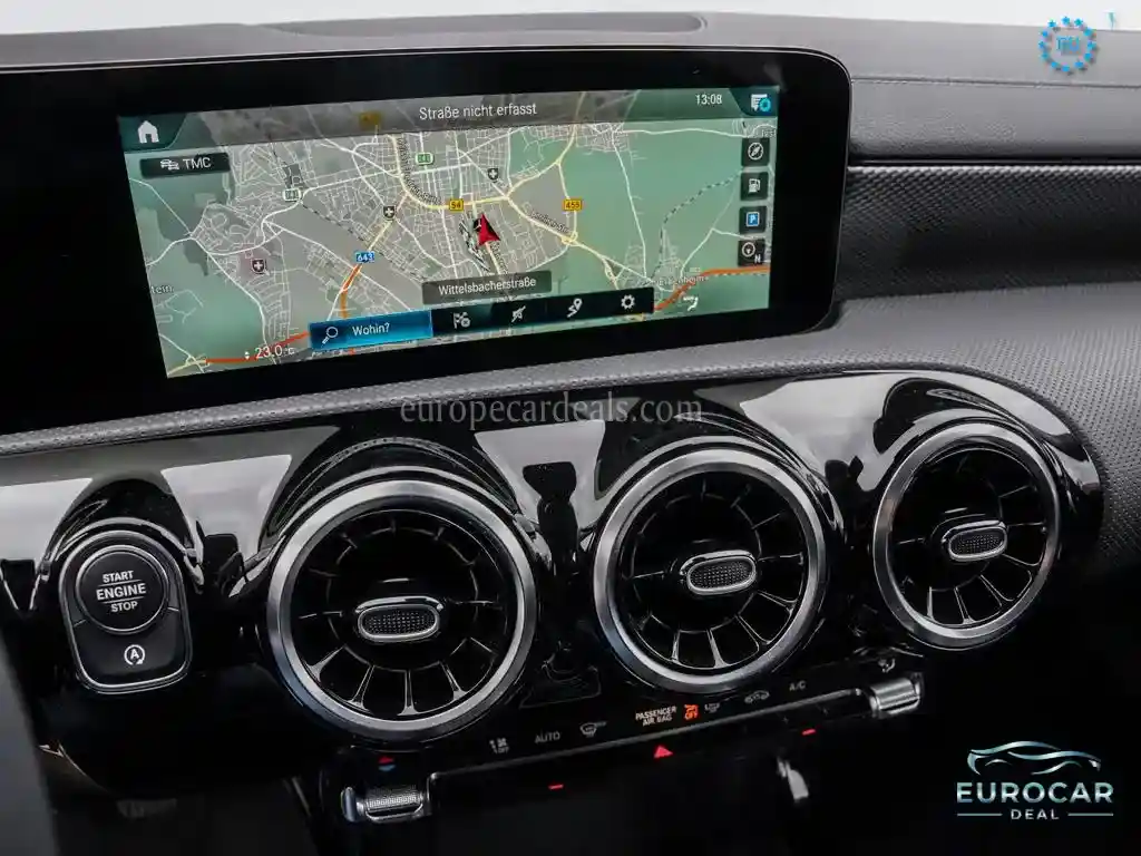 Mercedes-Benz CLA 180