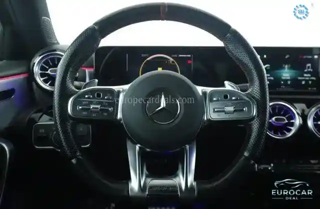 Mercedes-Benz A 35 AMG