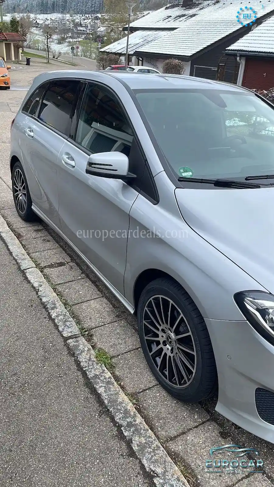 Mercedes-Benz B 180