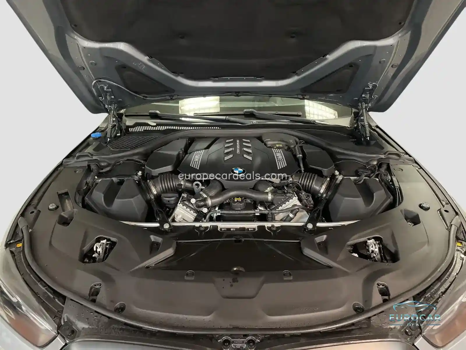 BMW M850