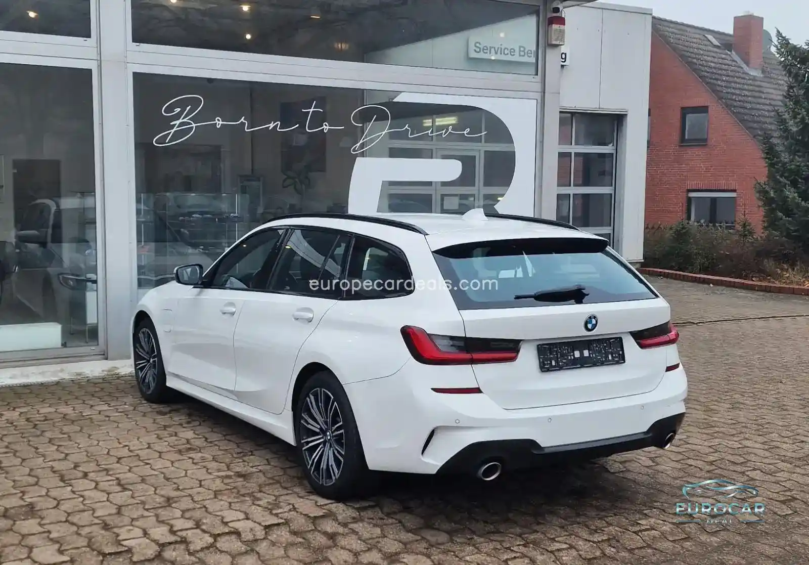 BMW 330