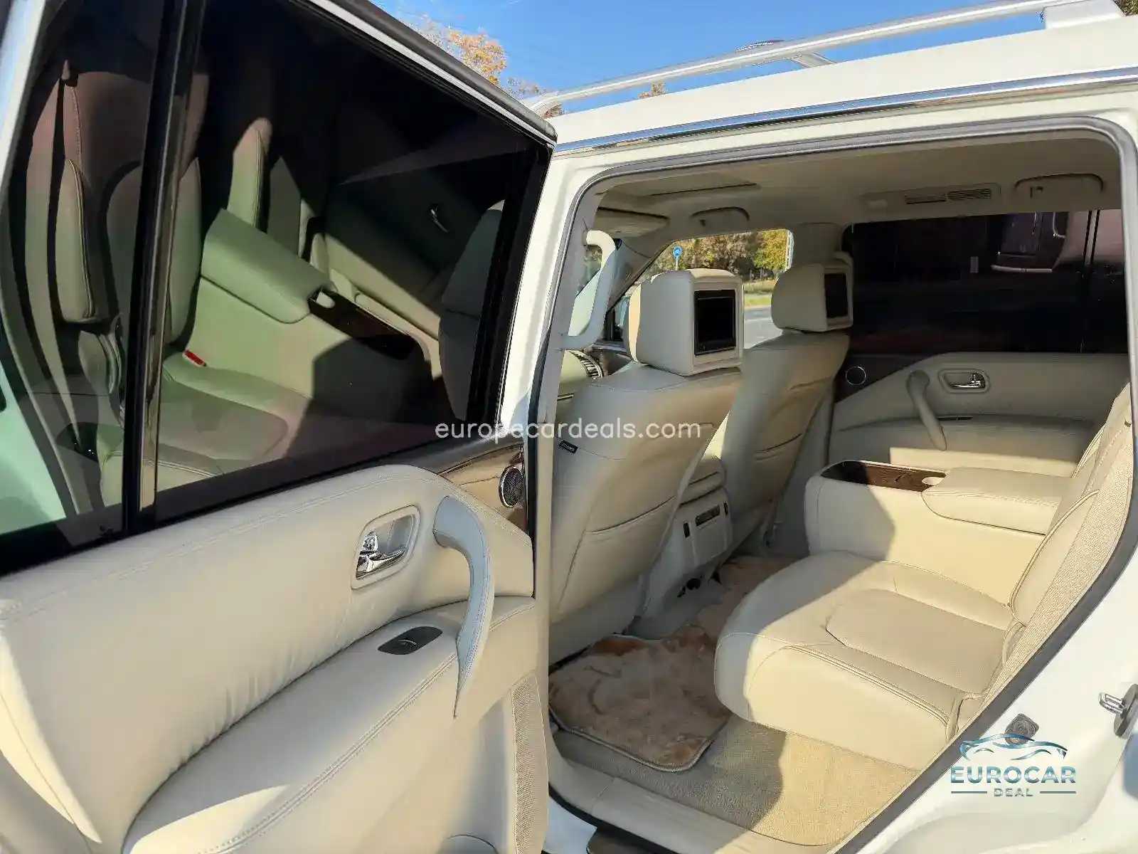 Infiniti QX80