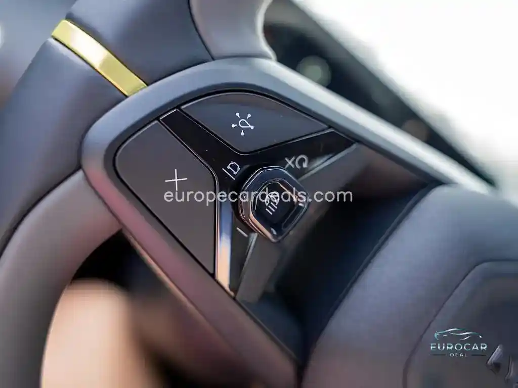 Lynk&Co 02