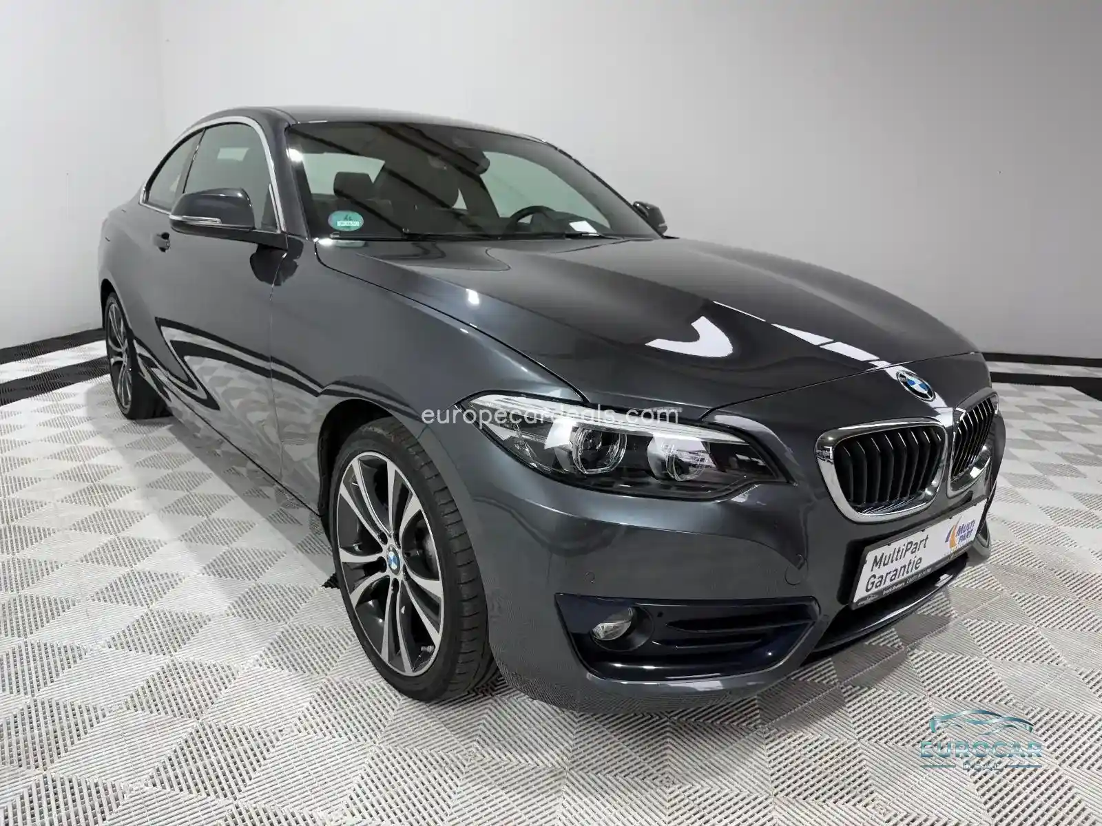 BMW 220