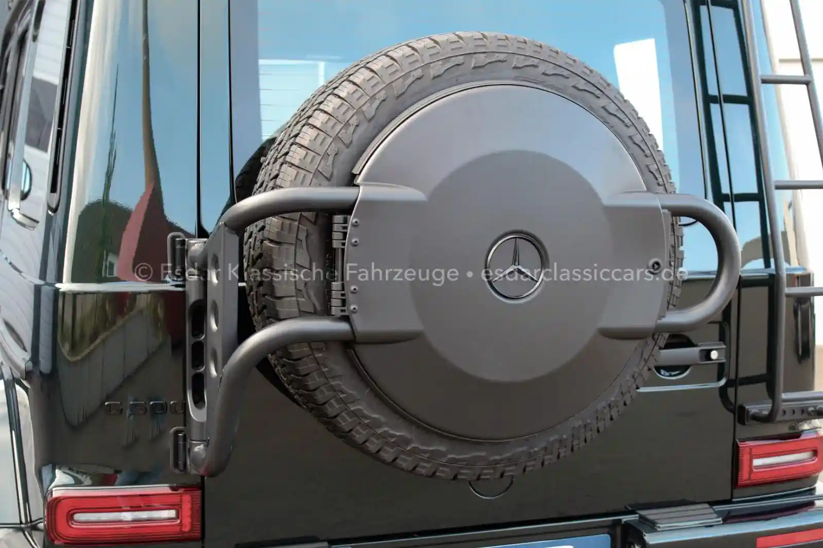 Mercedes-Benz G 500