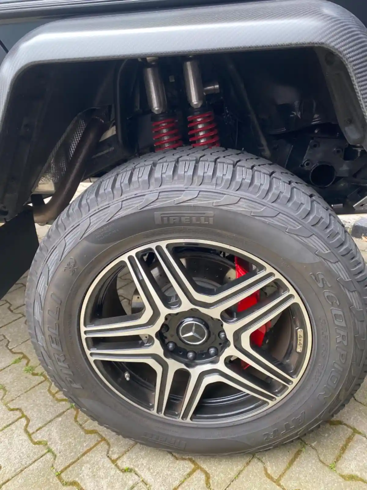 Mercedes-Benz G 500
