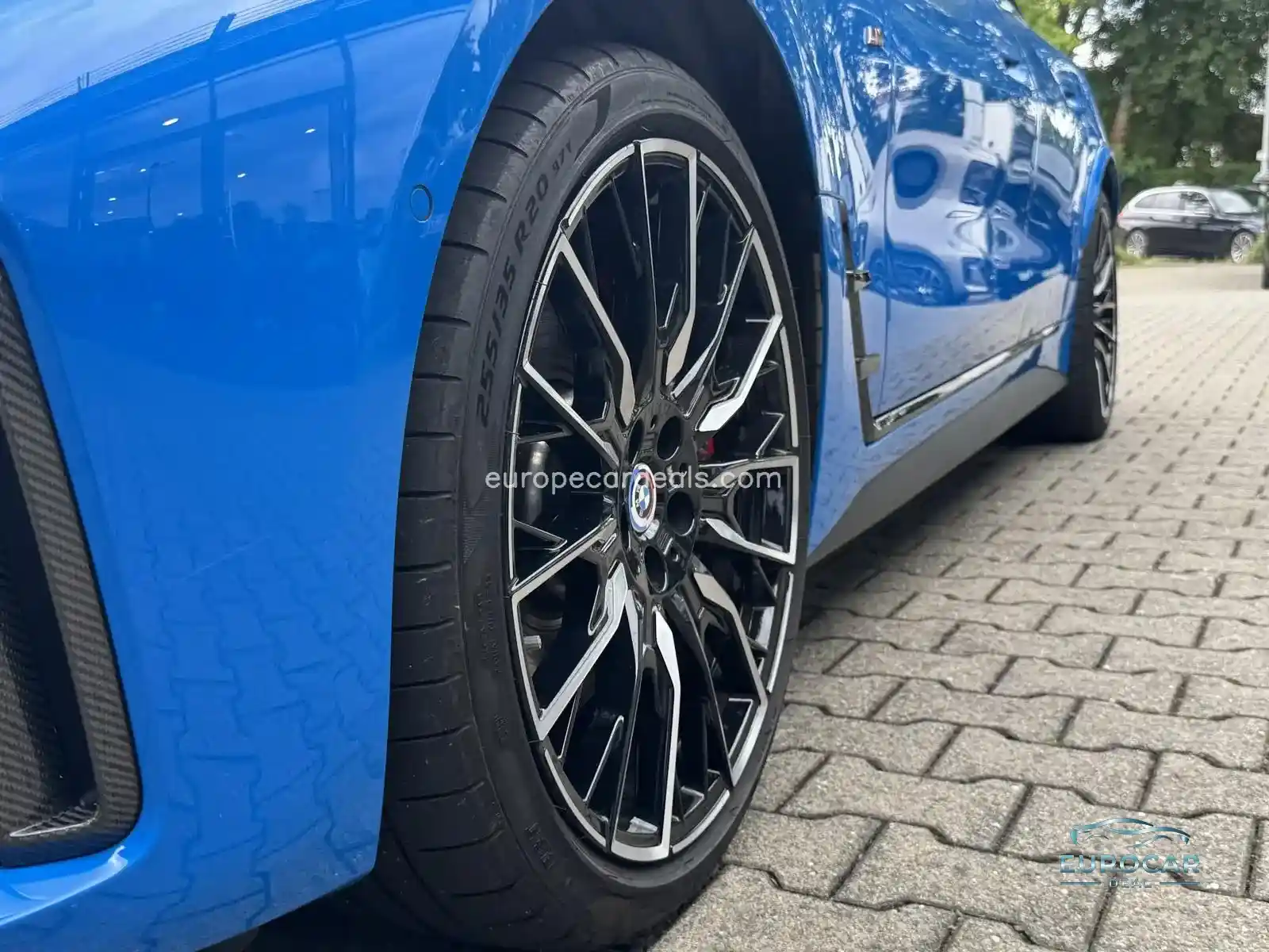 BMW i4