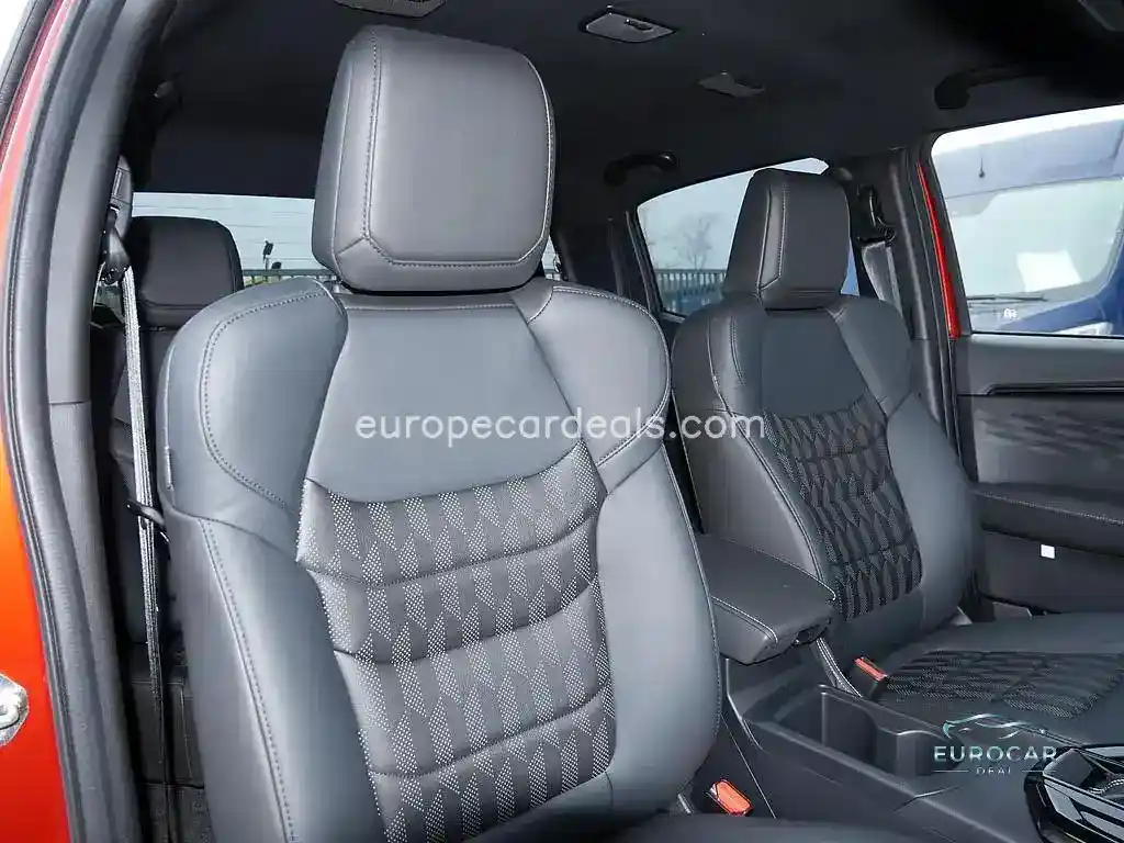 Double Cab 4×4 PDC SHZ LEDER KAMERA LED