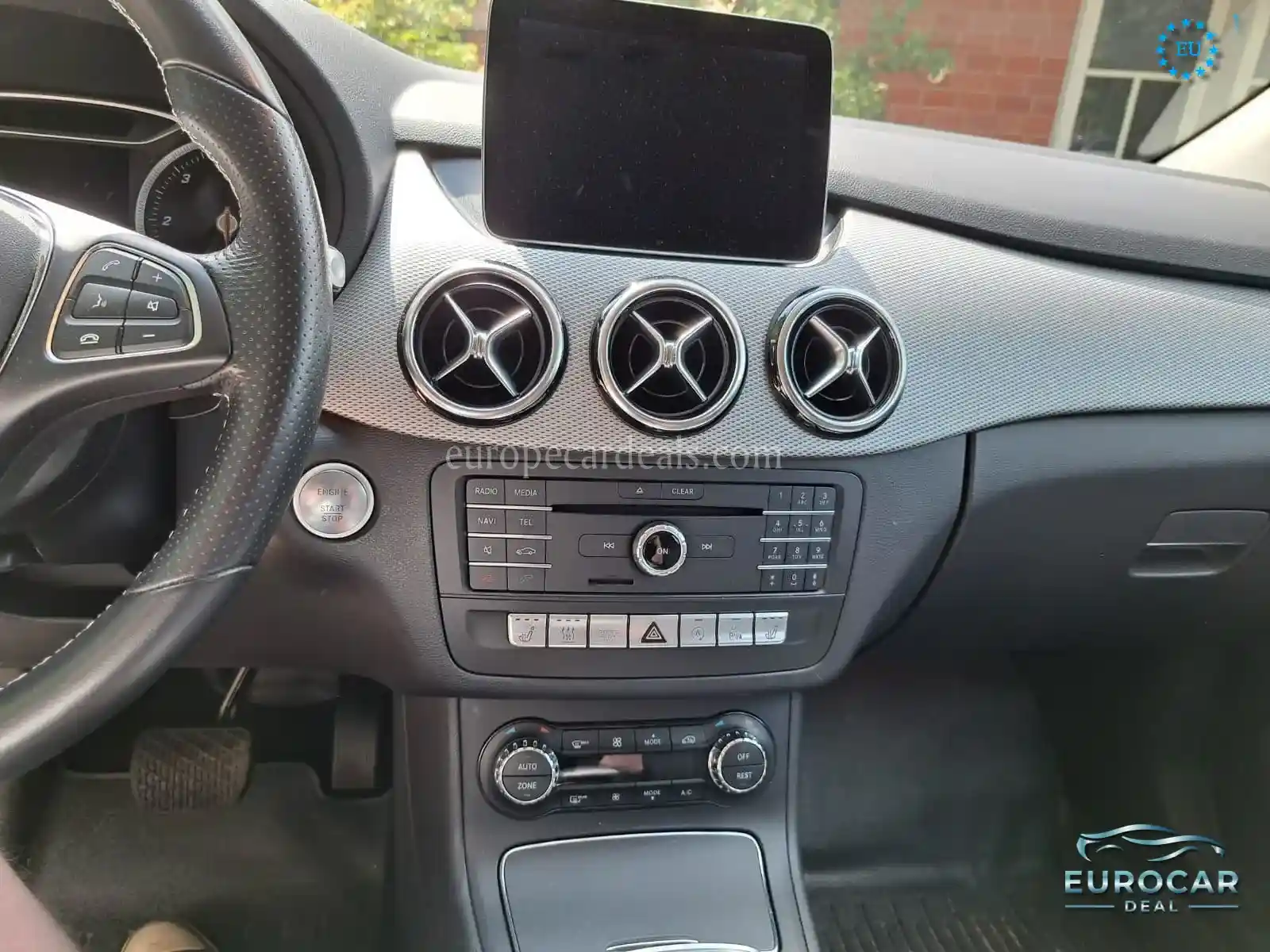 Mercedes-Benz B 200
