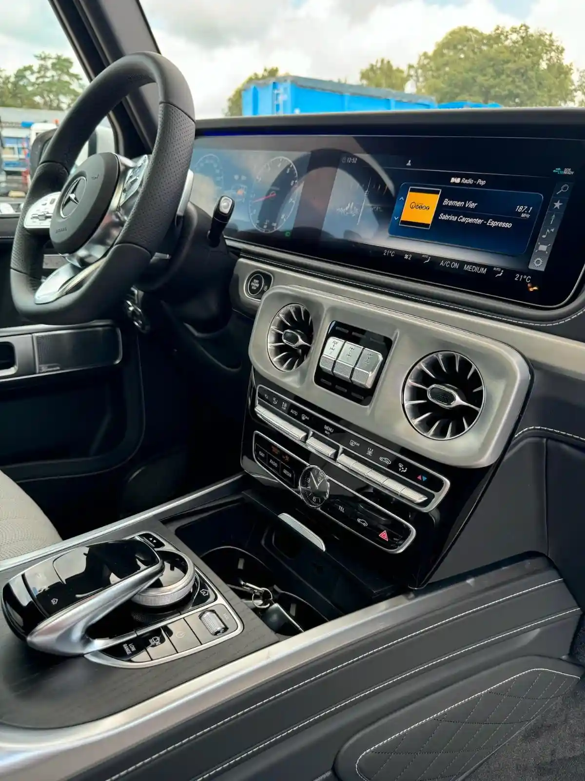 Mercedes-Benz G 500