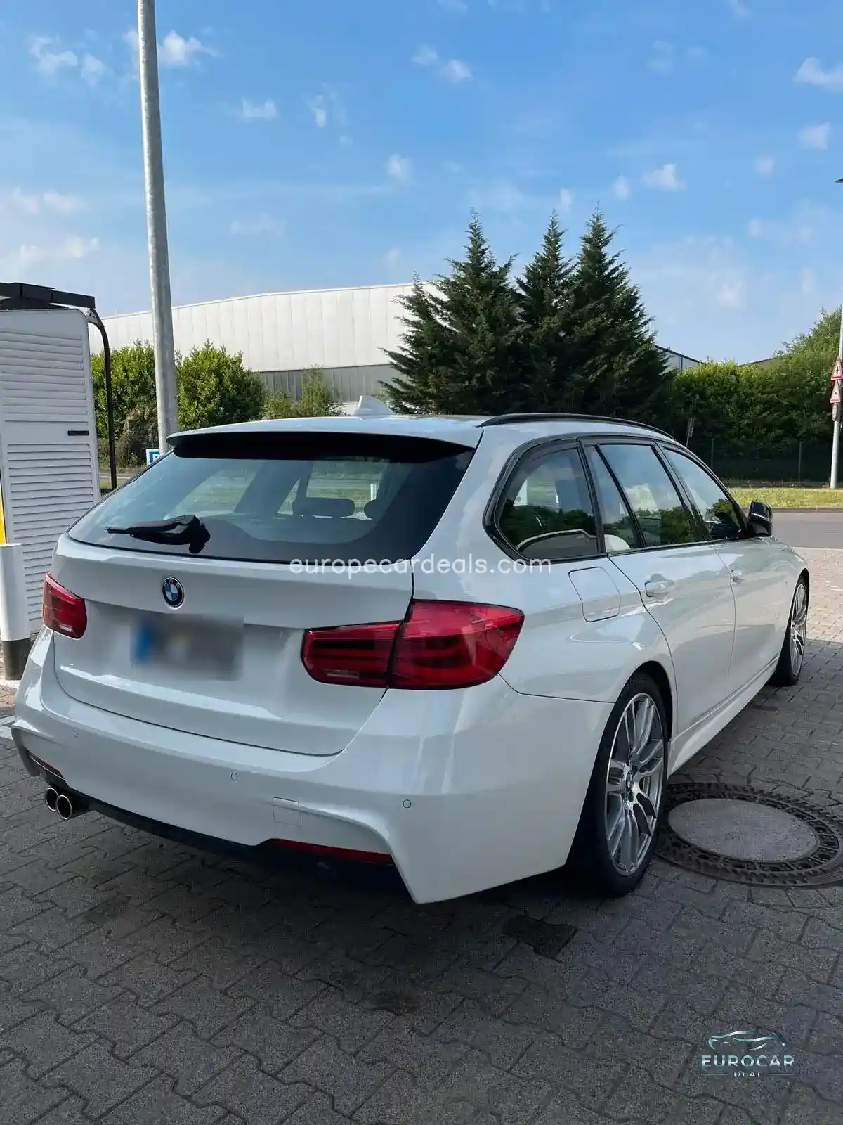 BMW 320