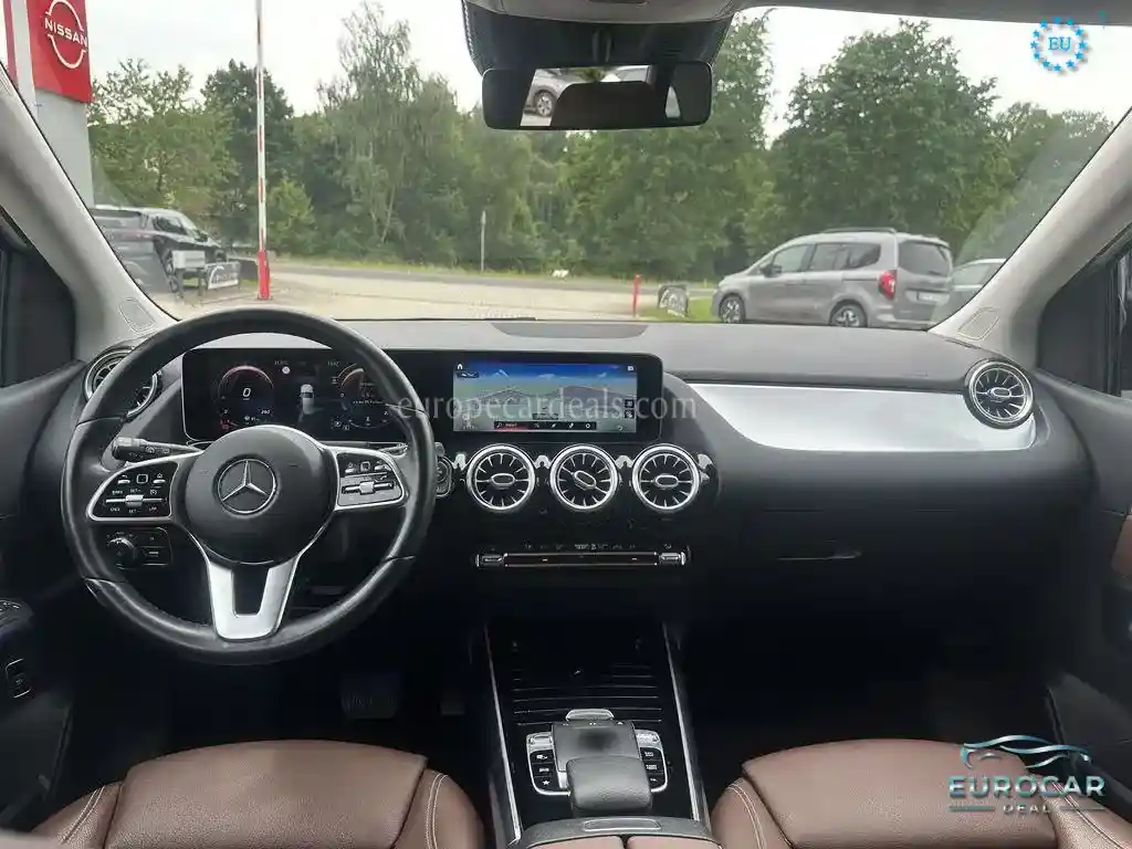 Mercedes-Benz B 200