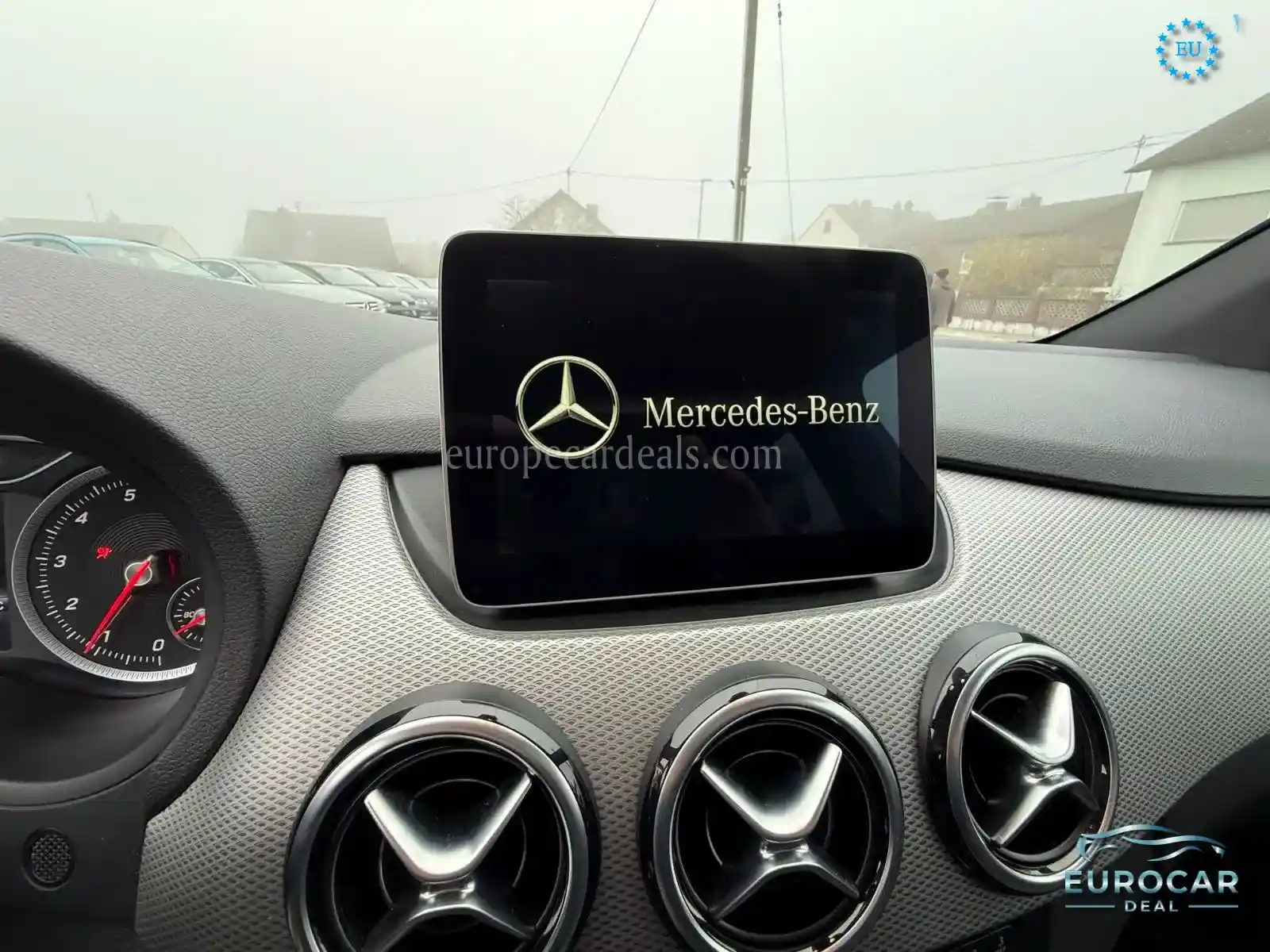 Mercedes-Benz B 180