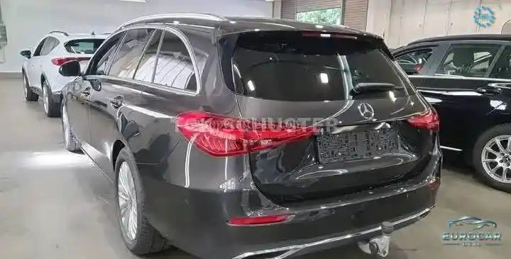 Mercedes-Benz C 220