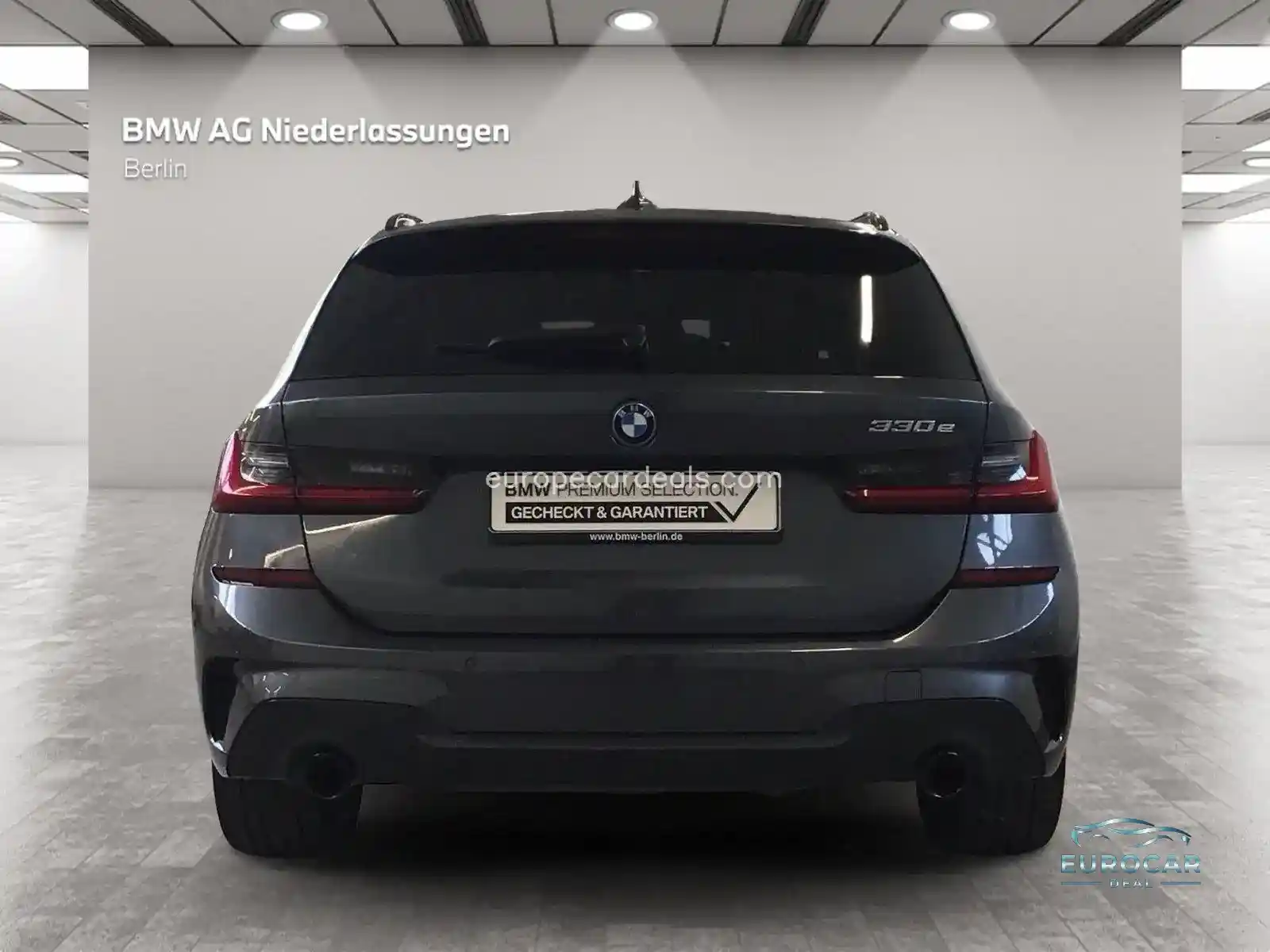 BMW 330