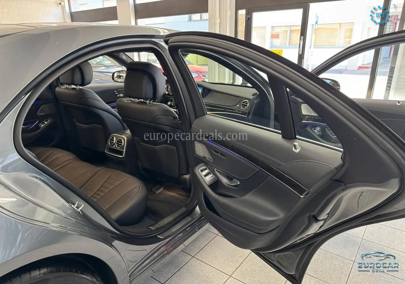 Mercedes-Benz S 560