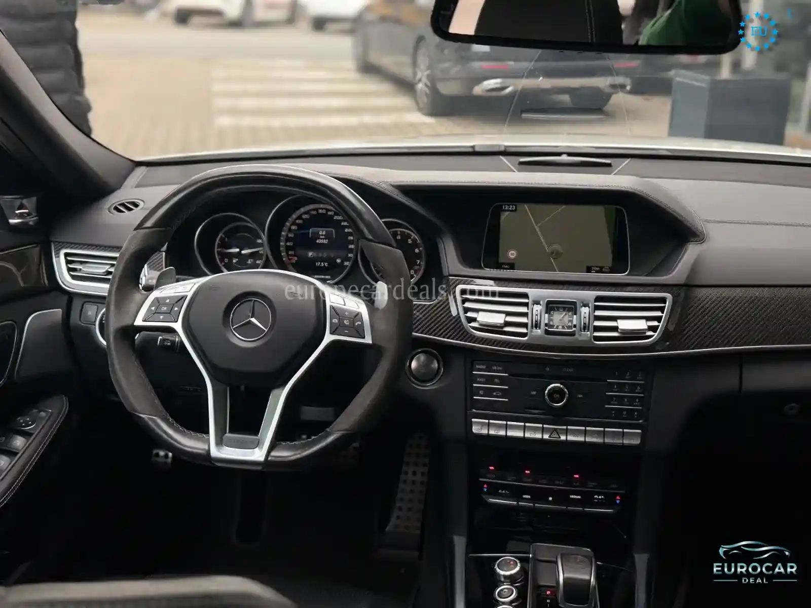 Mercedes-Benz E 63 AMG