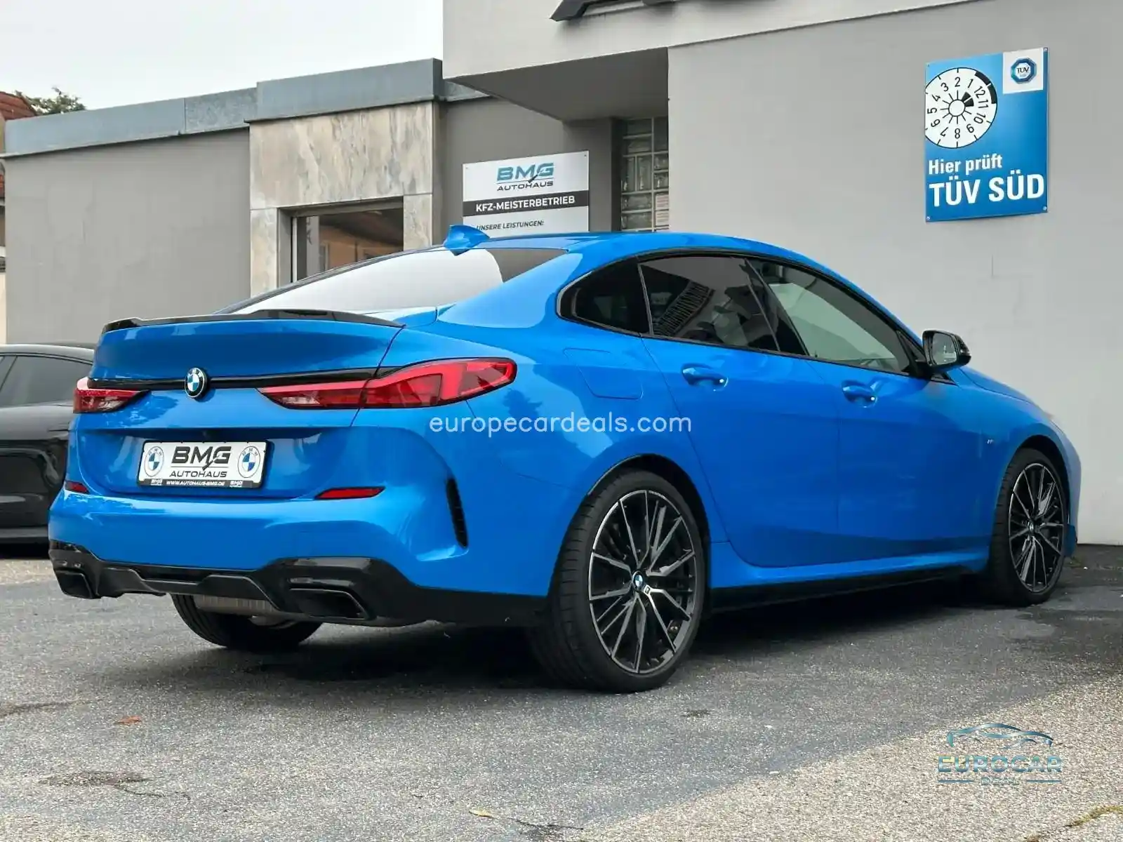 BMW M235