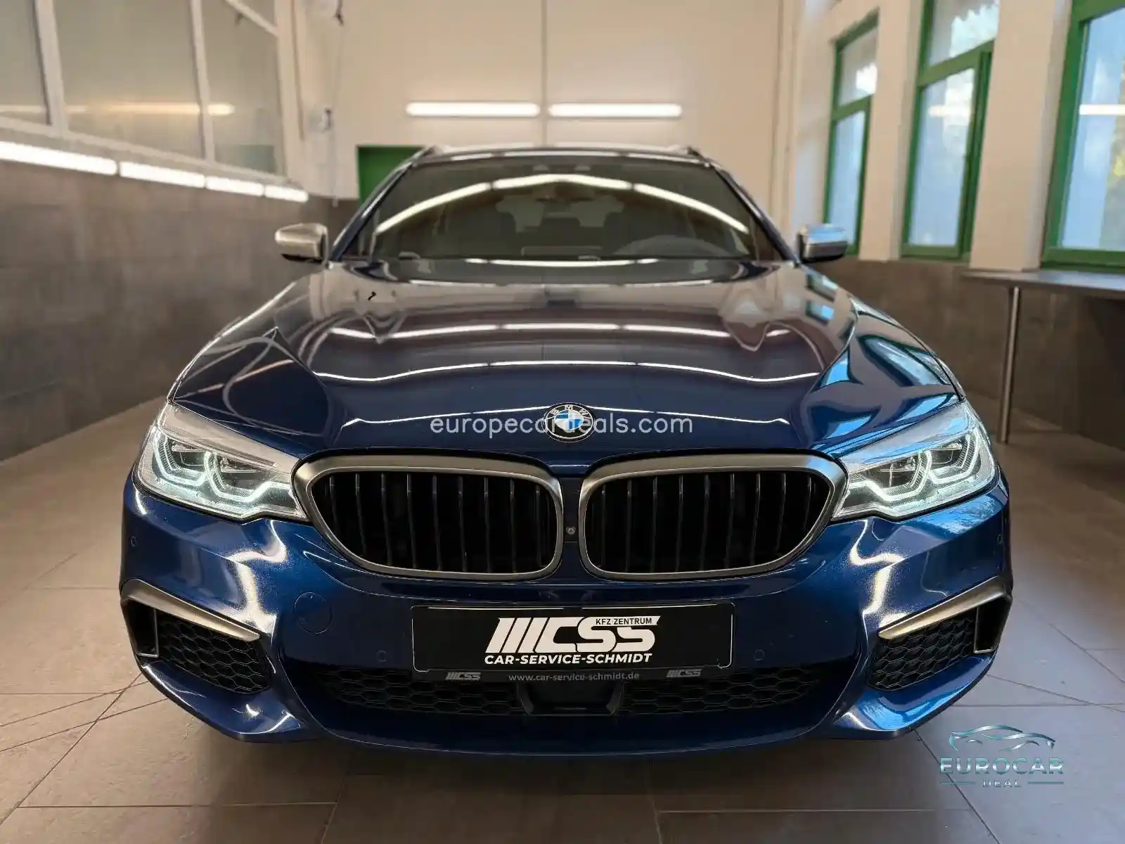 BMW M550
