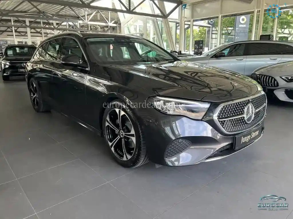 Mercedes-Benz E 220