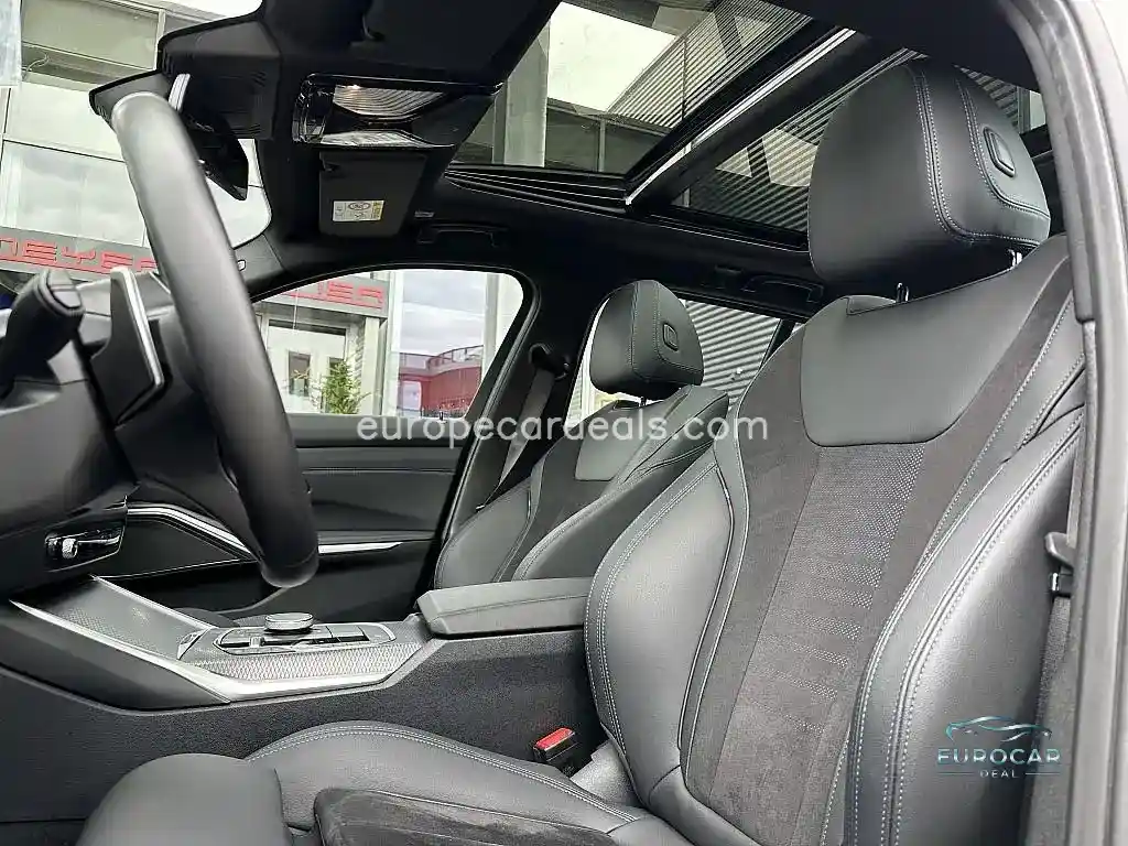 BMW 330