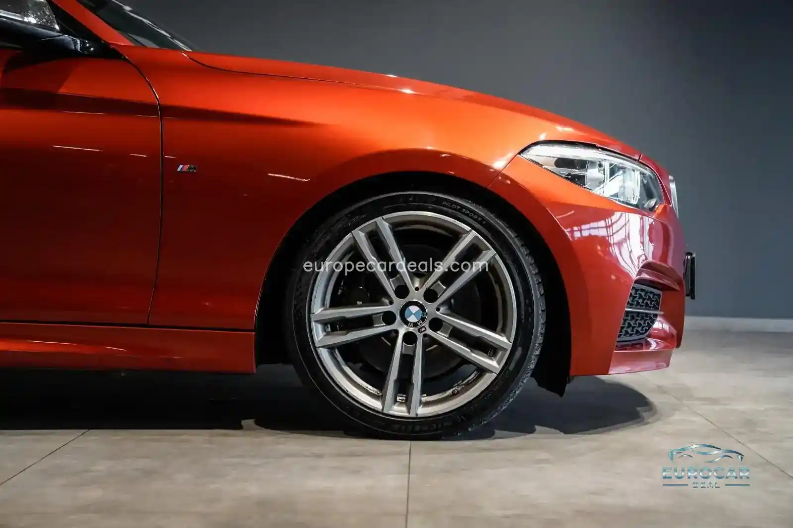 BMW M240i