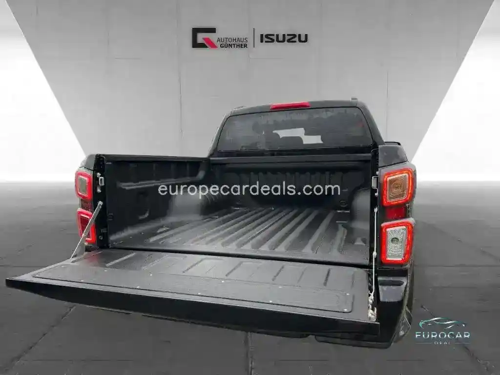 V-CROSS DoubleCab 4WD Automatik/Winter/AHK