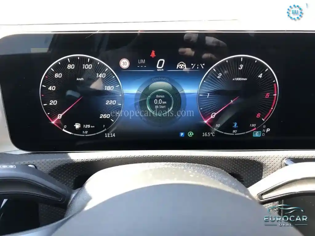 Mercedes-Benz A 220