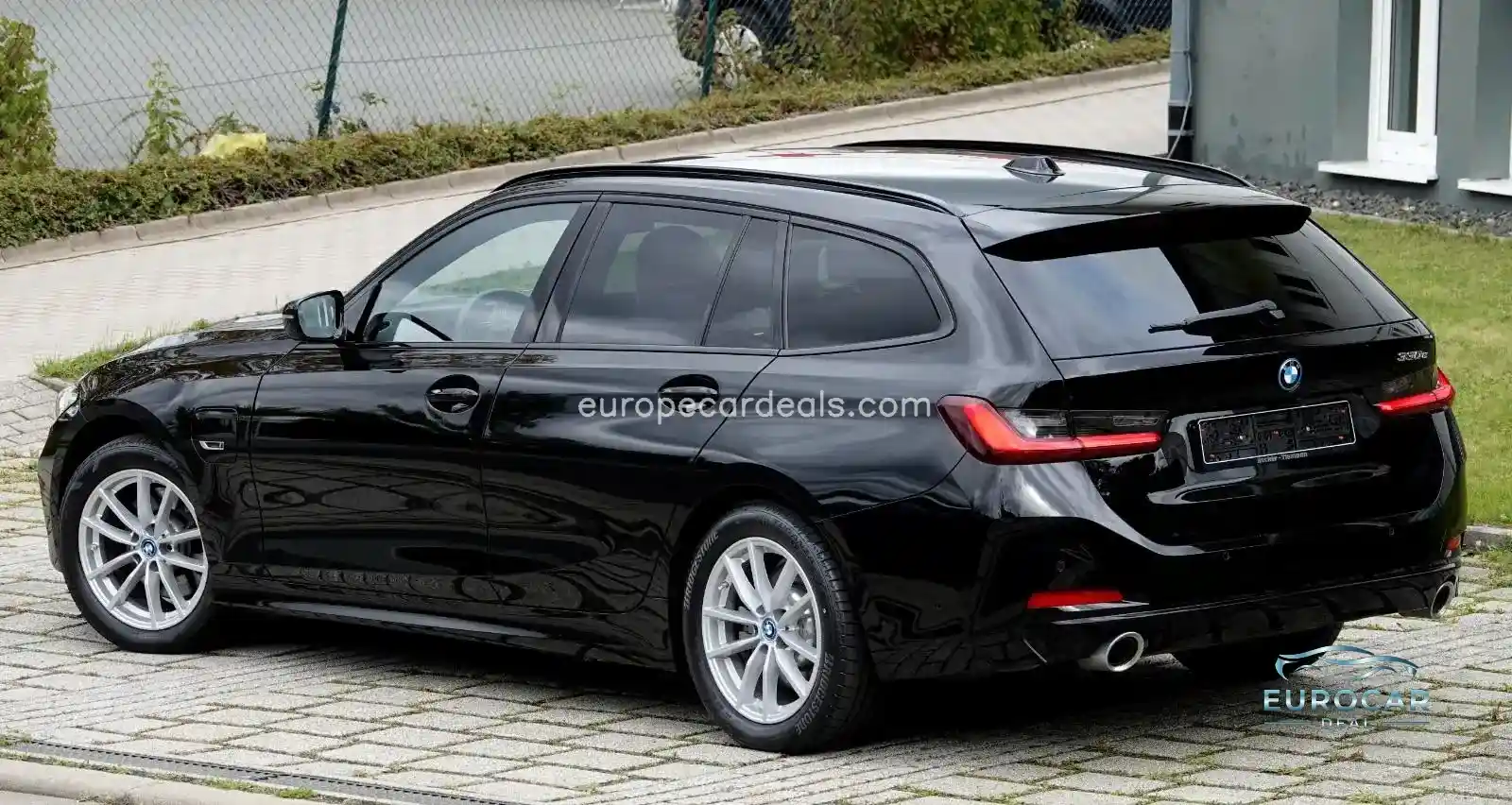 BMW 330