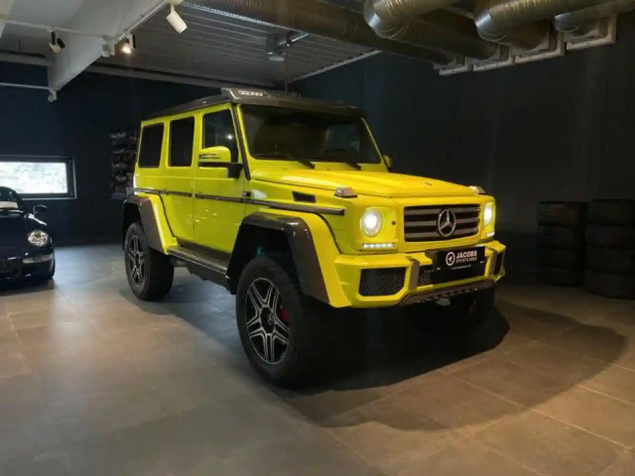Mercedes-Benz G 500