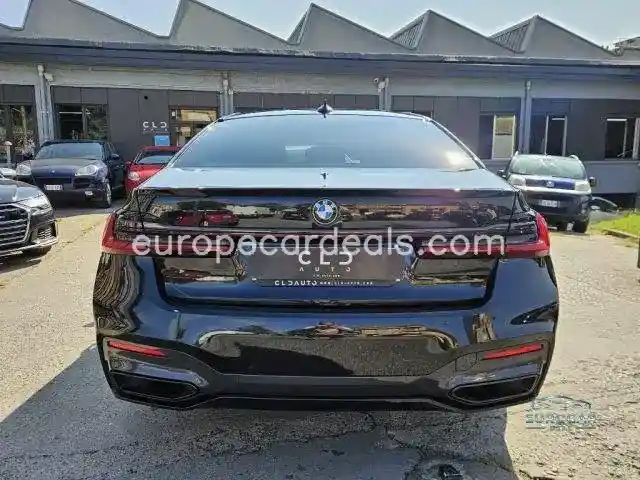 BMW 740