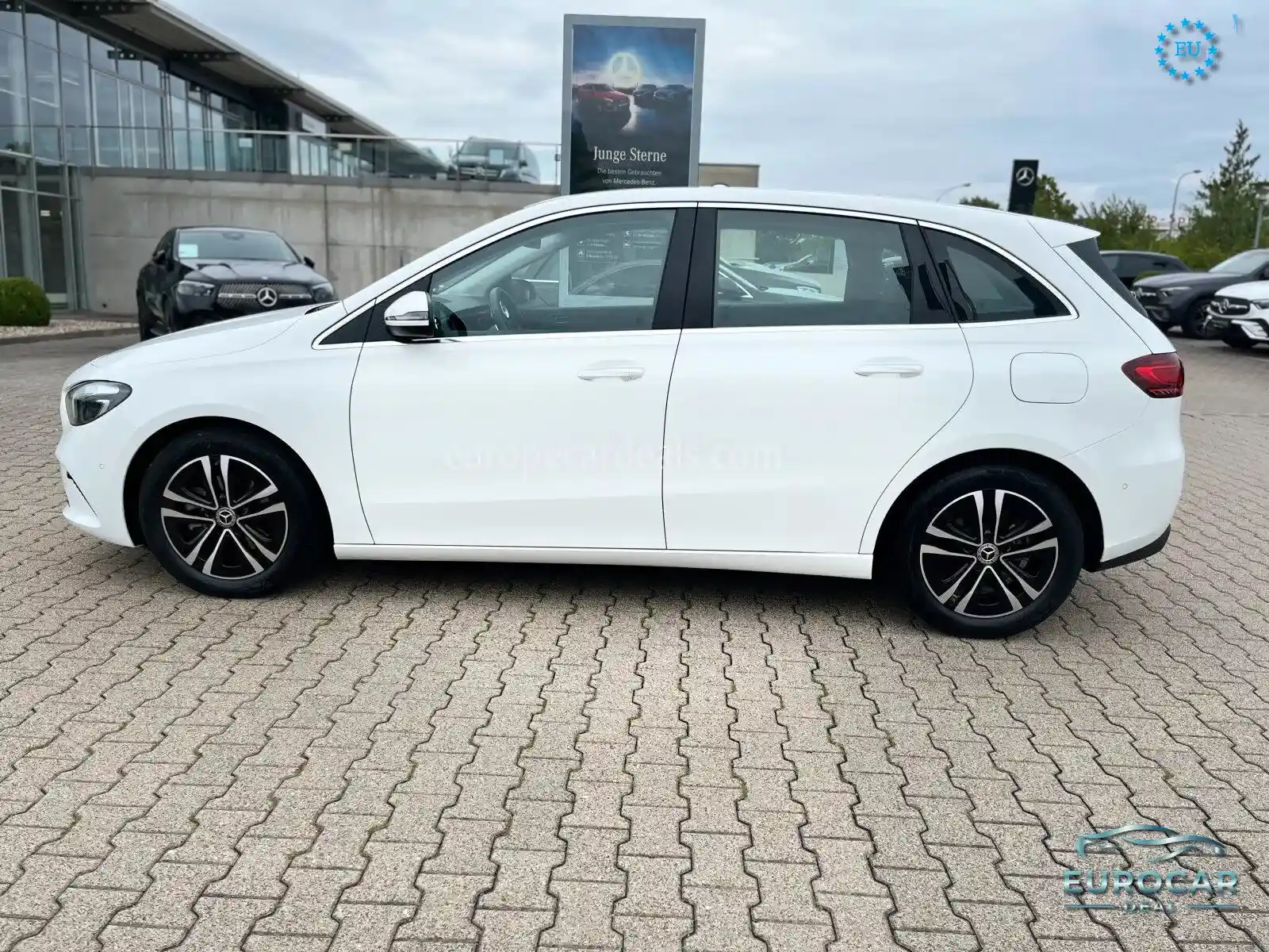Mercedes-Benz B 200