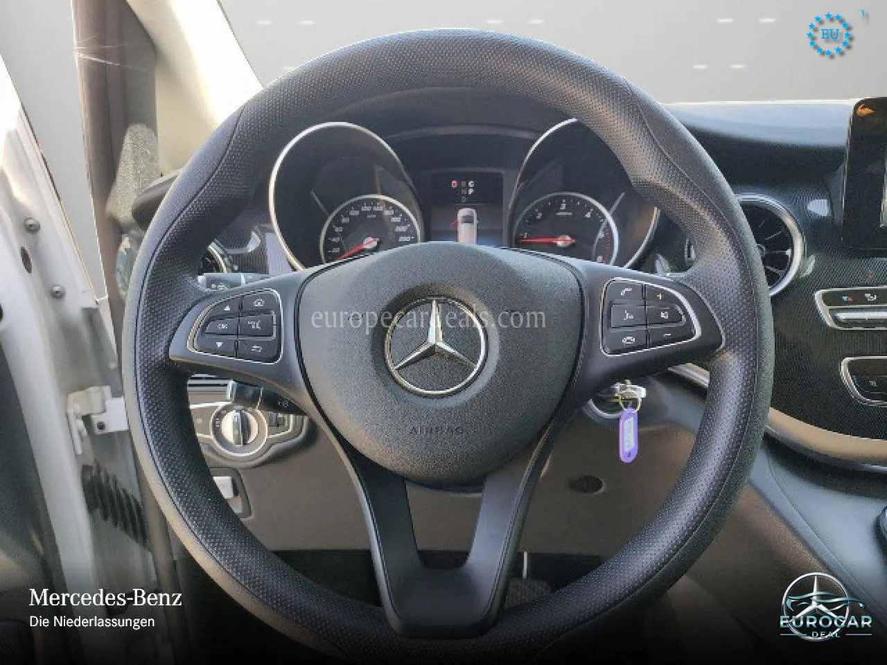 Mercedes-Benz V 220